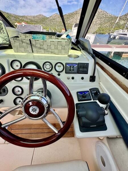 Sunseeker Monterey 27c