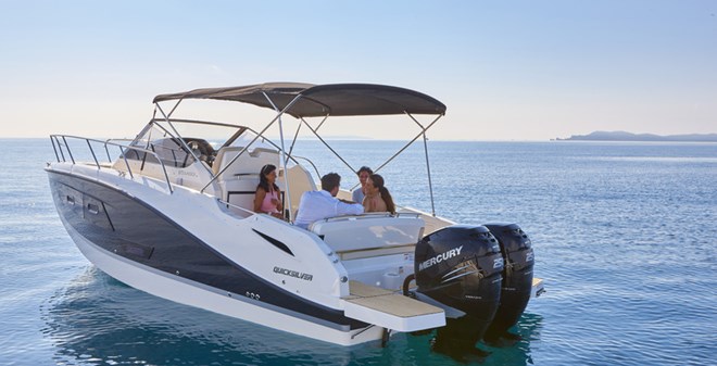 motor Quicksilver Activ 875 Sundeck