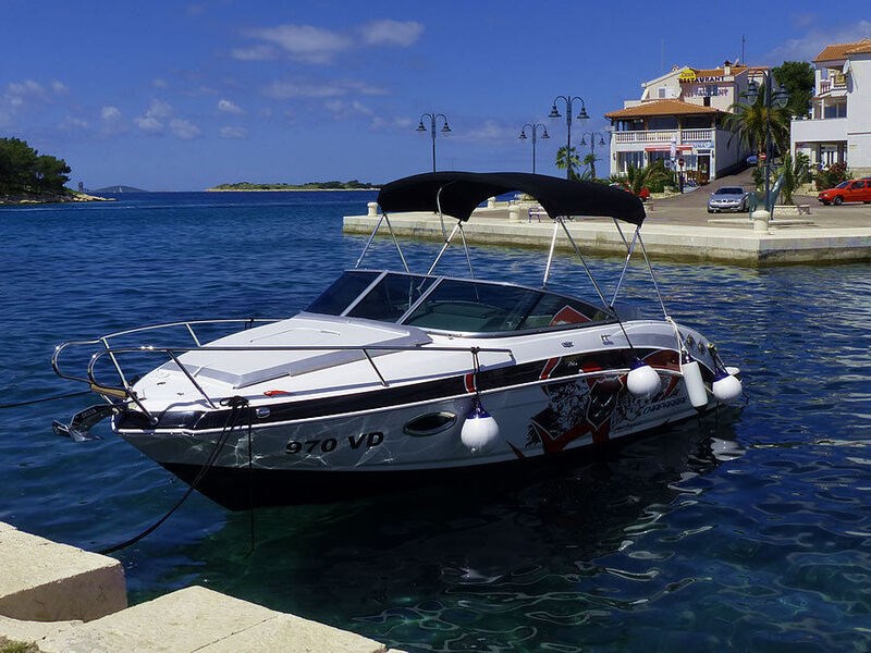 Chaparral 225 SSi Cuddy