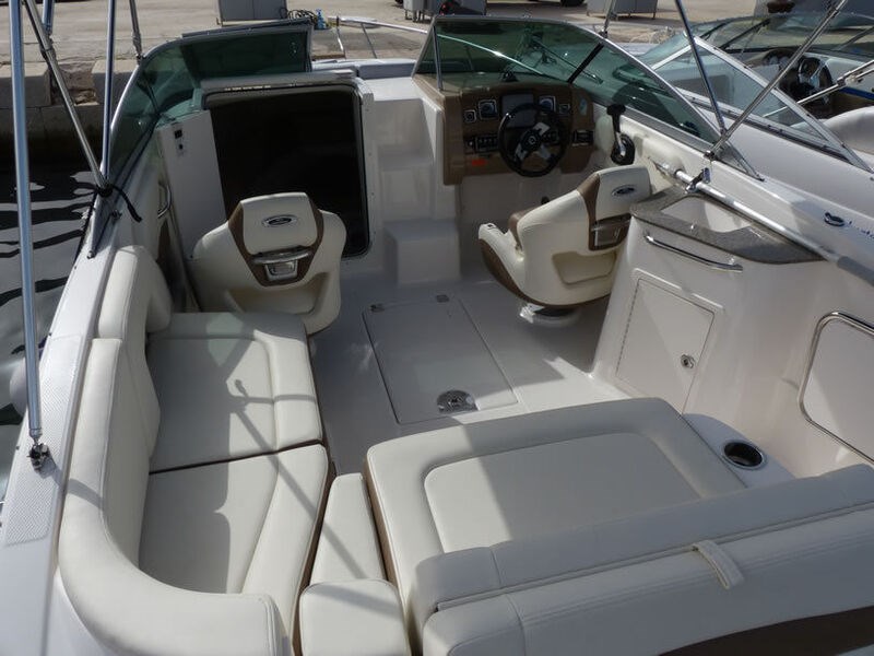 Chaparral 225 SSi Cuddy