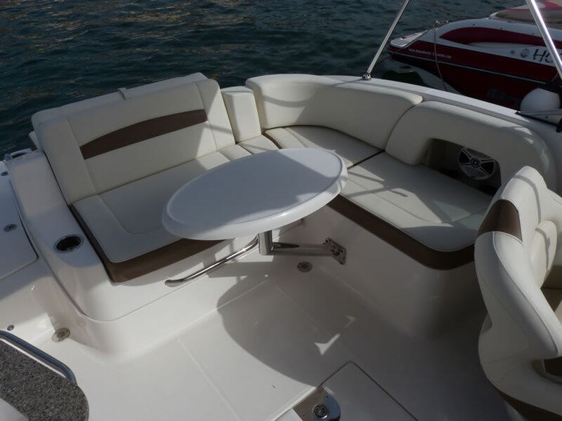 Chaparral 225 SSi Cuddy