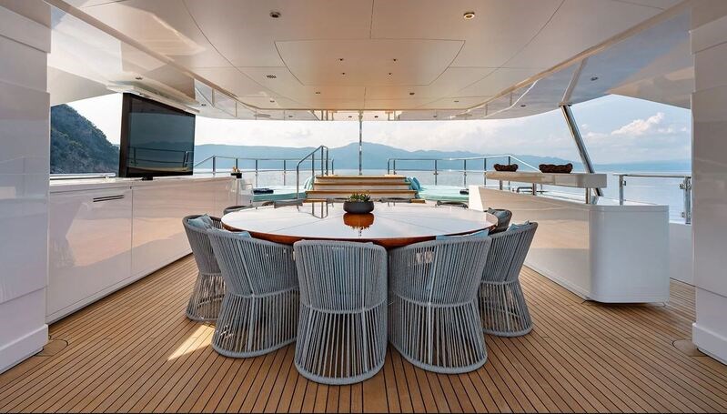Benetti 49M