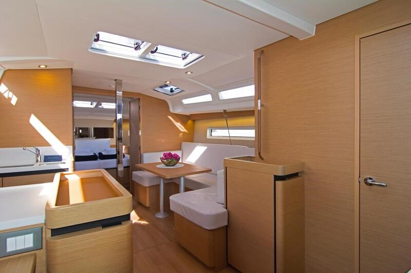 Jeanneau Sun Odyssey 440