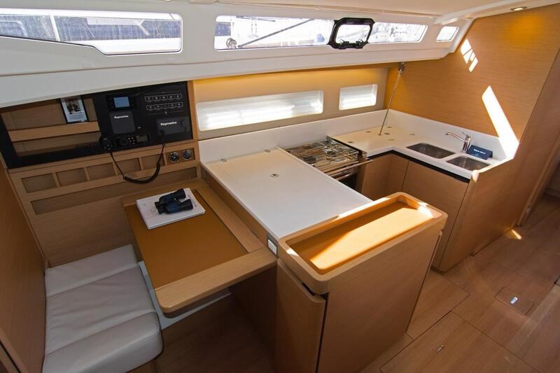 Jeanneau Sun Odyssey 440