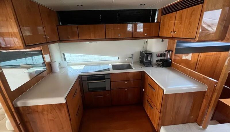 Fairline Squadron 65