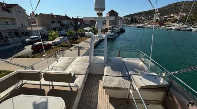 Fairline Squadron 65