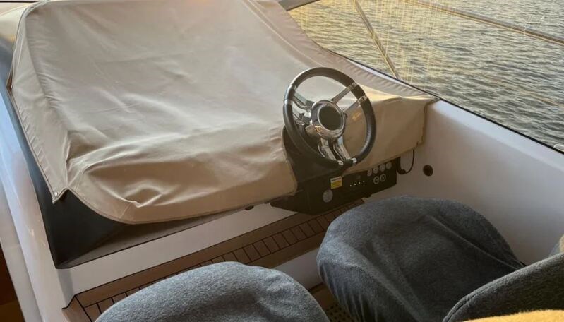 Sunseeker Predator 60