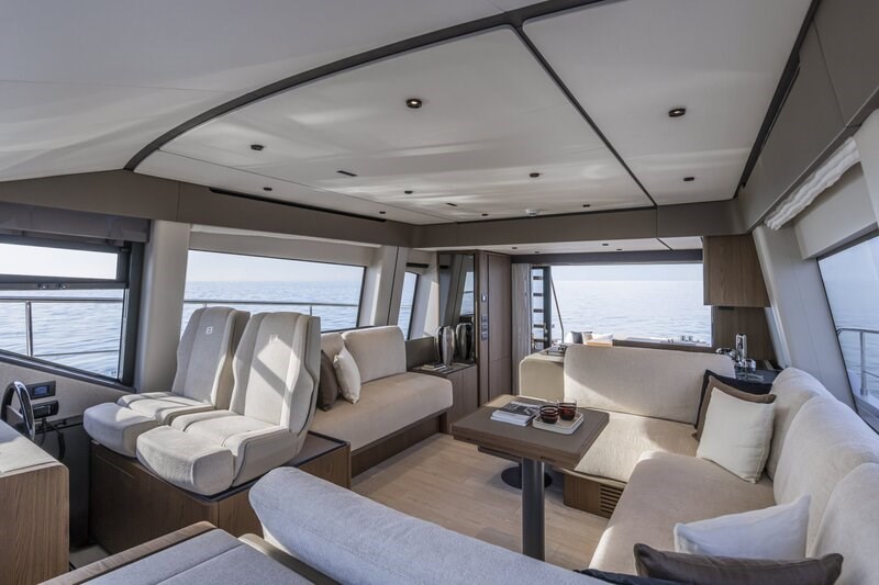 Ferretti 580