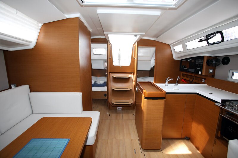 Jeanneau Sun Odyssey 410