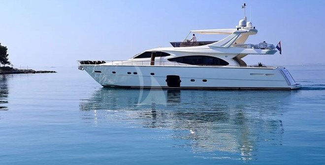 megayachts Ferretti 780