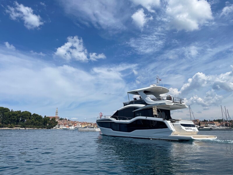 Galeon 560 Fly
