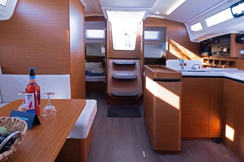 Jeanneau Sun Odyssey 410