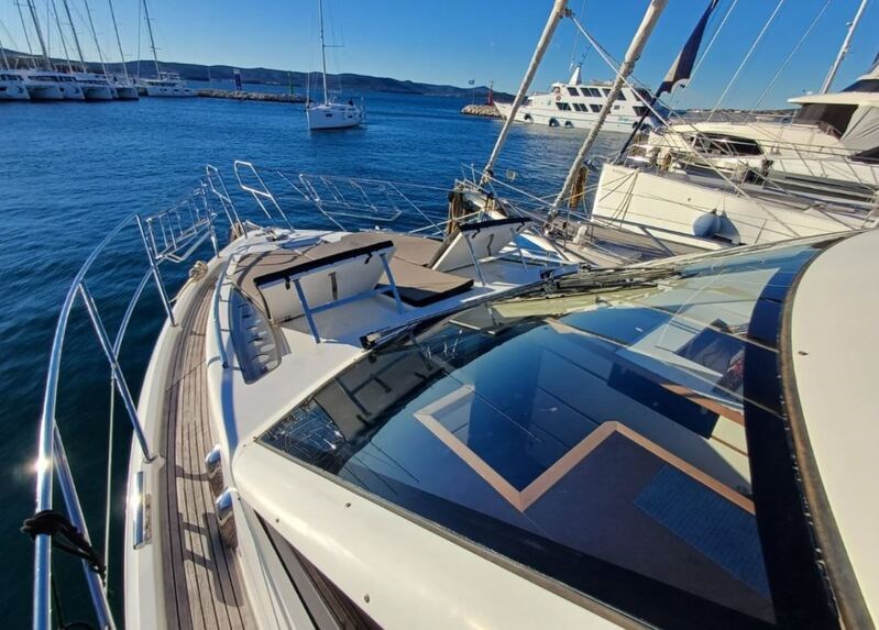Galeon 550 Fly