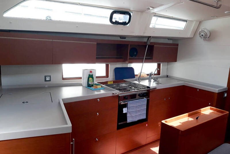 Beneteau Oceanis 46.1