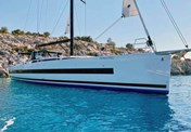 Beneteau Oceanis Yacht 62