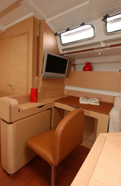 Beneteau First 45