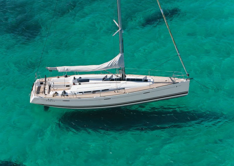 Beneteau First 45