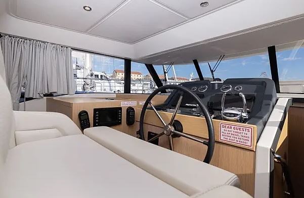 Beneteau Swift  Trawler 47