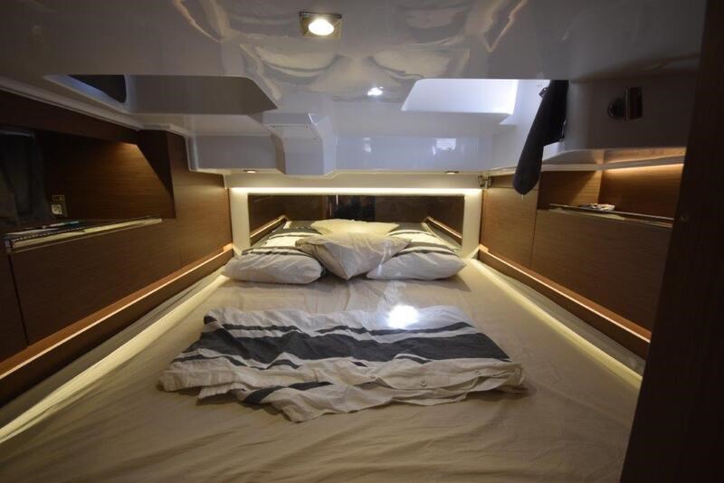 Jeanneau Cap Camarat 10.5 WA