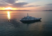 Turquoise Yacht 54