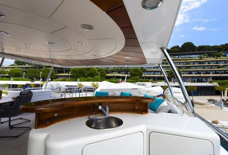 Benetti 100 Tradition