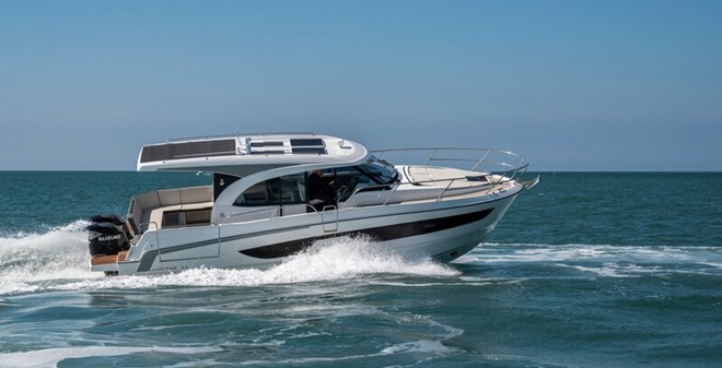 motor Beneteau Antares 11 OB