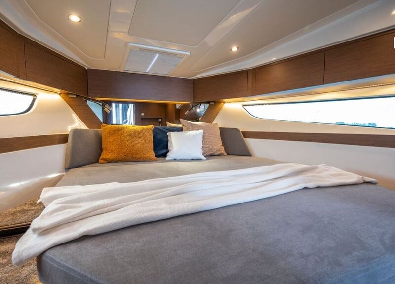 Beneteau Antares 11 OB