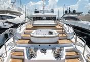 Benetti Delfino 95