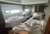 Azimut Magellano 66