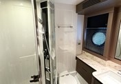 Azimut Magellano 66