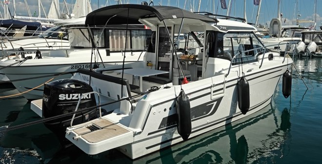 Jeanneau Merry Fisher 795