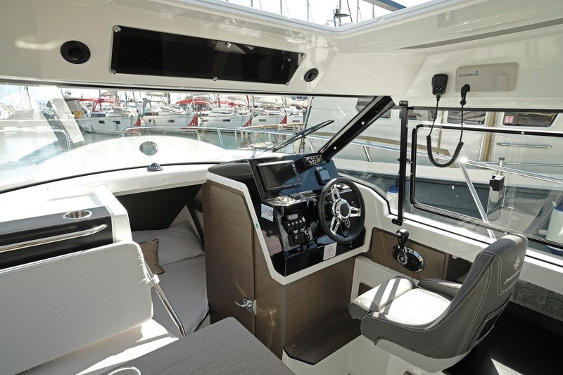 Jeanneau Merry Fisher 795