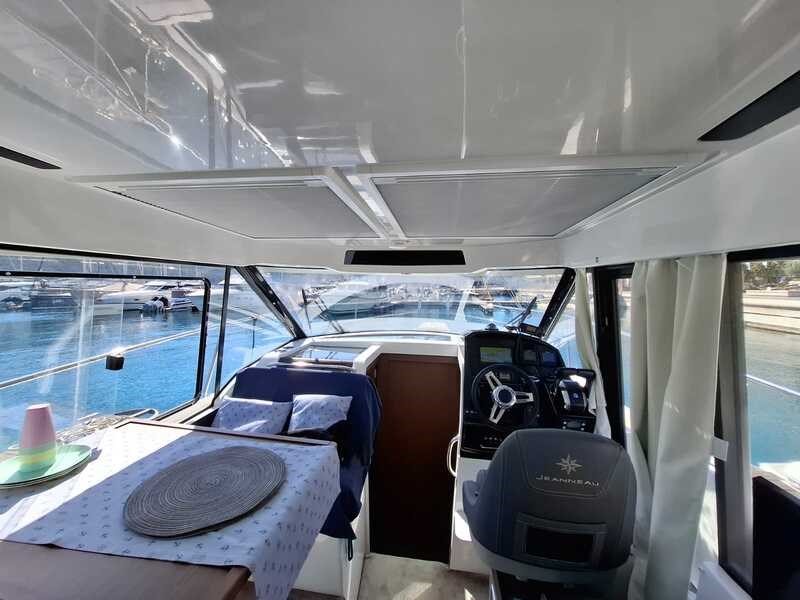 Jeanneau Merry Fisher 895