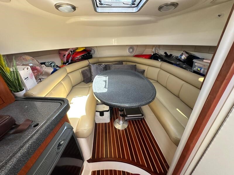 Boston Whaler 305 Conquest