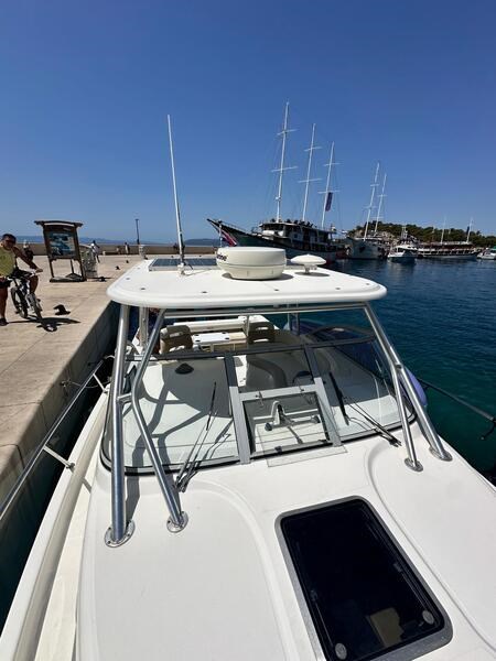 Boston Whaler 305 Conquest