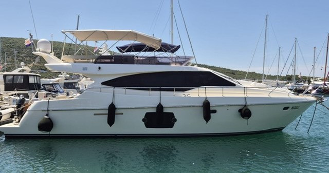 Ferretti 510