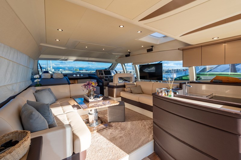 Ferretti 510