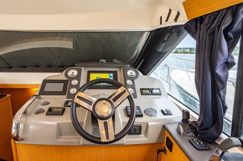 Bavaria Virtess 420 Fly