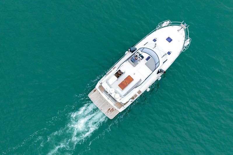 Bavaria Virtess 420 Fly