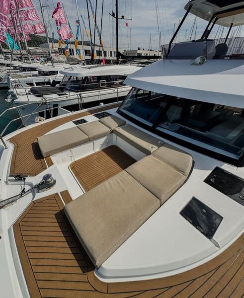 Fountaine Pajot MY5