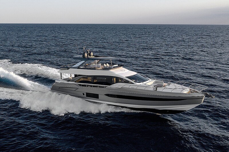 Azimut 78 Fly