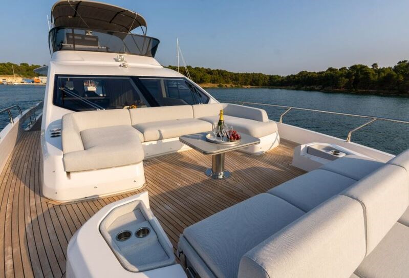 Azimut S7