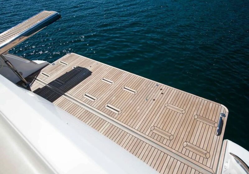 Azimut 60 Fly