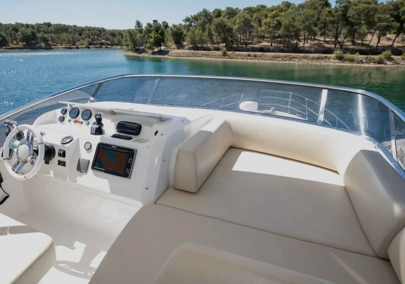 Azimut 60 Fly