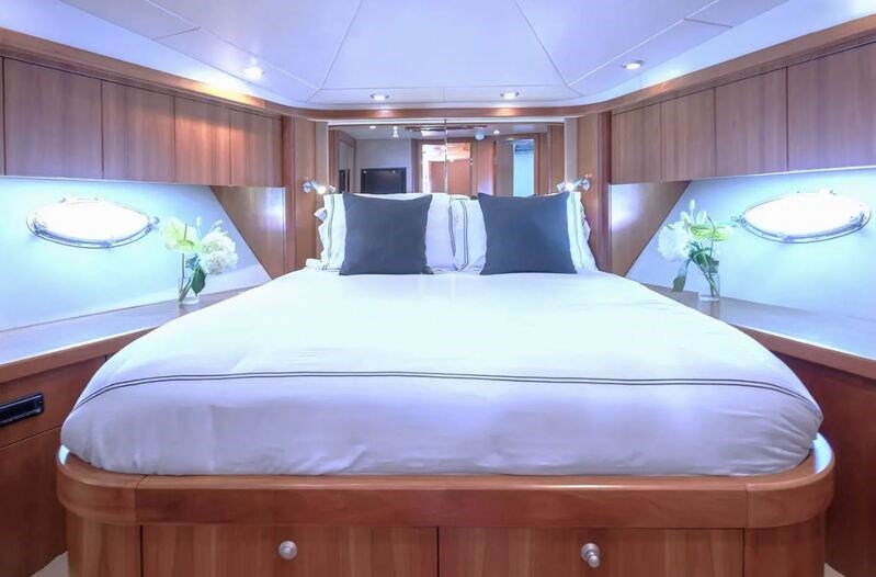 Sunseeker Predator 72