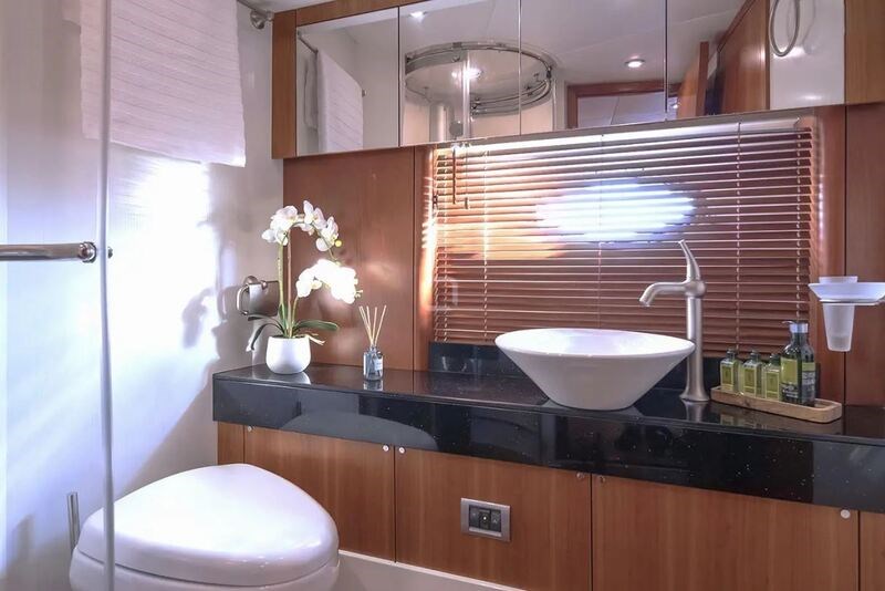 Sunseeker Predator 72