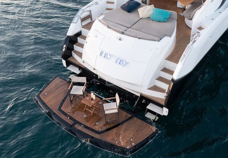 Sunseeker Predator 72