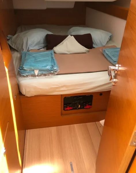 Jeanneau Sun Odyssey 479 2017.