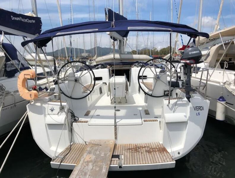 Jeanneau Sun Odyssey 479 2017.