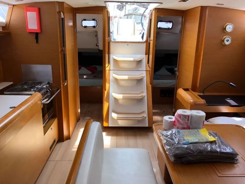 Jeanneau Sun Odyssey 479 2017.